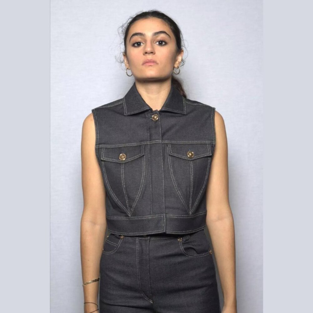 NWT VERSACE Tribute Blue Dark Wash Denim Gold Medusa Button Cropped Vest - Picture 6 of 11